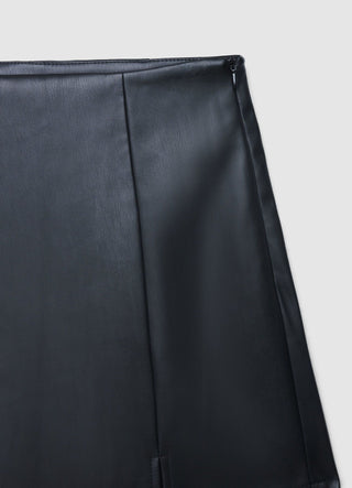 Leather-effect skort