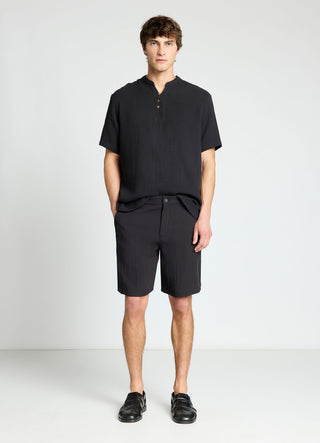 Camicia con collo alla coreana e bottoni