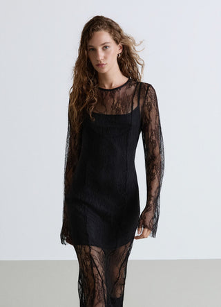 Abito lungo in pizzo con sottoveste