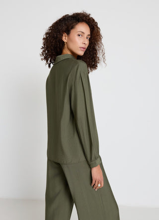 Camicia con scollo a V