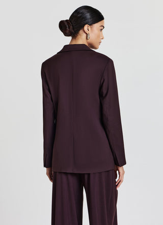 Single-breasted jacket with buckle