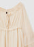 Kleid mit Punkten und Rüschen