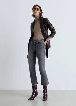 Solid colour crop flare jeans