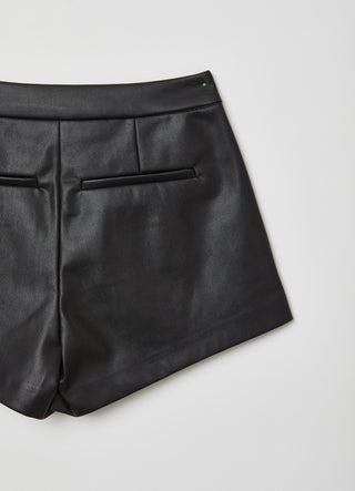 Shorts effetto pelle con tasche laterali