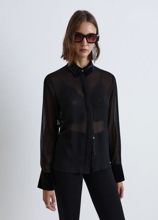 Camicia con abbottonatura nascosta e bottone gioiello