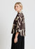 Camicia con scollo a V e stampa
