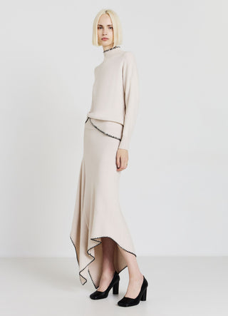 Asymmetrischer Rock mit abgestepptem Saum
