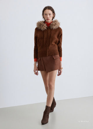 Maglia con cappuccio e zip frontale