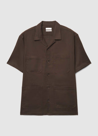 Camicia con tasche applicate