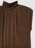 Top lupetto con schiena scoperta drappeggiata