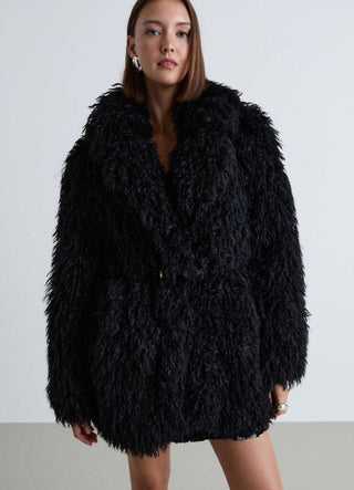 Cappotto midi effetto pelo con cintura