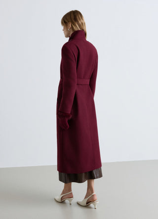 Cappotto lungo con collo alto e cintura