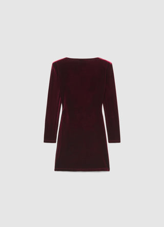 Robe courte avec drapé et broche