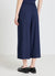 Plain-coloured cropped gym trousers
