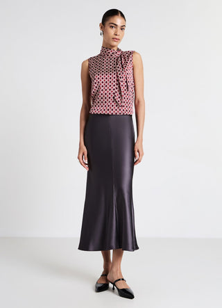 Sleeveless satin-like patterned top