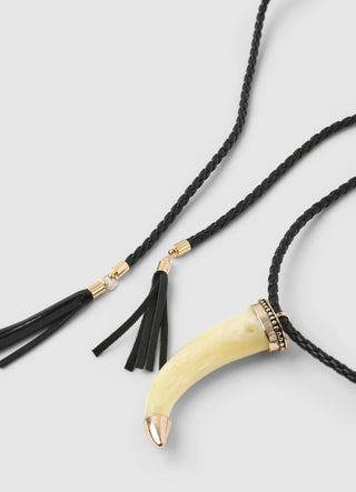 Collana lunga con ciondolo a corno