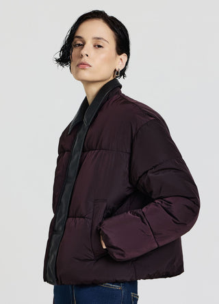 Padded jacket with contrasting collar
