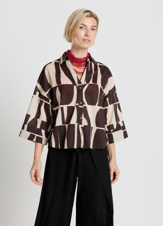 Camicia con scollo a V e stampa